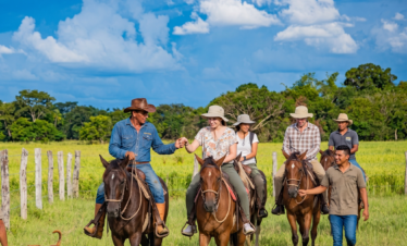 Caballos, Parrando y Rio